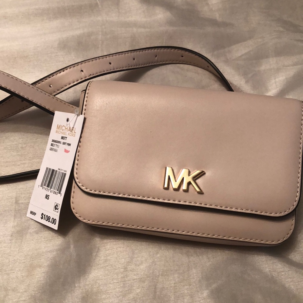 Michael kors belt bag